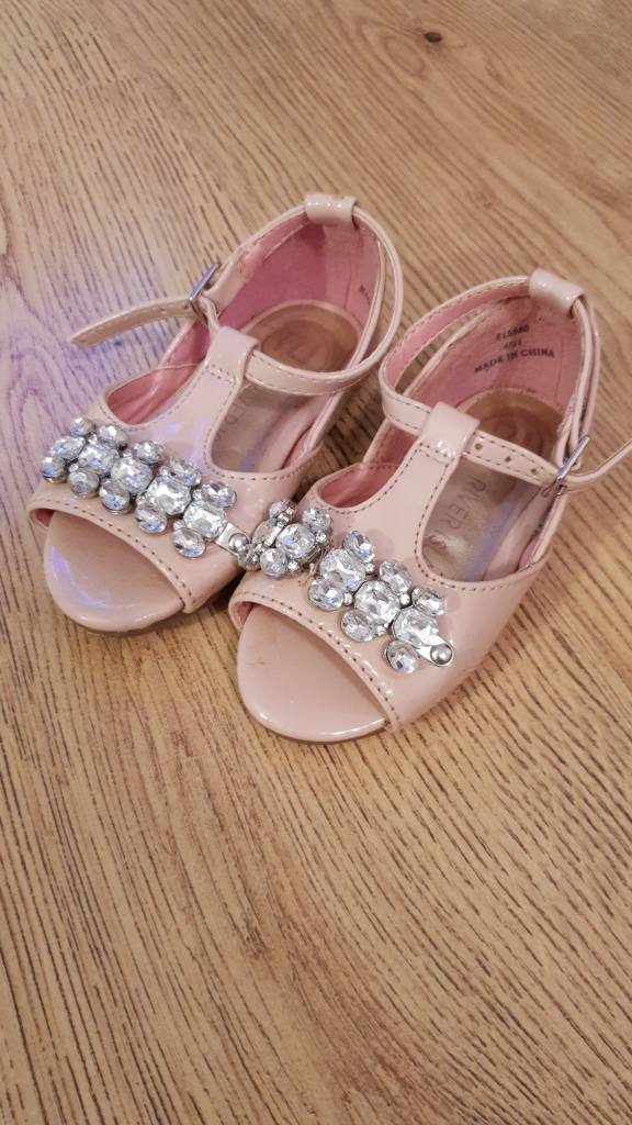 river island baby shoes